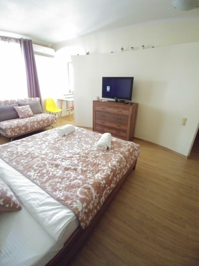 Sun Apartments City Centre Odesa Exterior foto